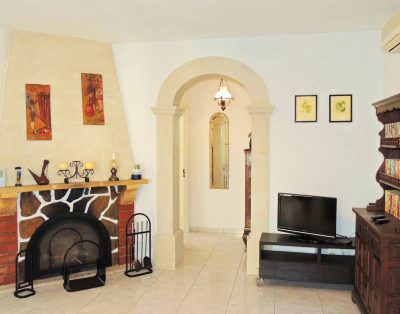 Finca mit 2 Schlafzimmern mit privatem Pool