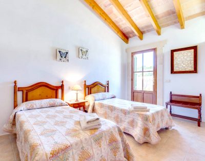 Villa mit 4 Schlafzimmern in Illes Balears