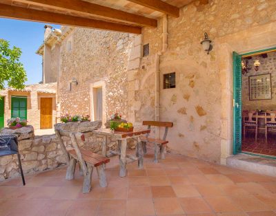 Villa mit 4 Schlafzimmern in Illes Balears