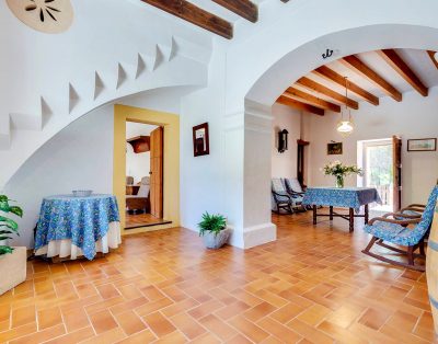 Villa mit 4 Schlafzimmern in Illes Balears