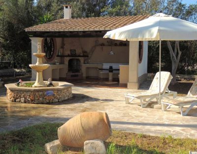 Finca mit 2 Schlafzimmern mit privatem Pool