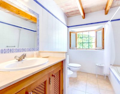 Villa mit 4 Schlafzimmern in Illes Balears