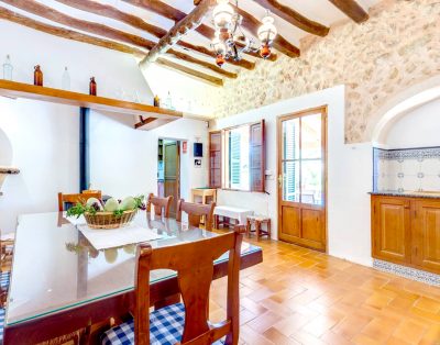 Villa mit 4 Schlafzimmern in Illes Balears
